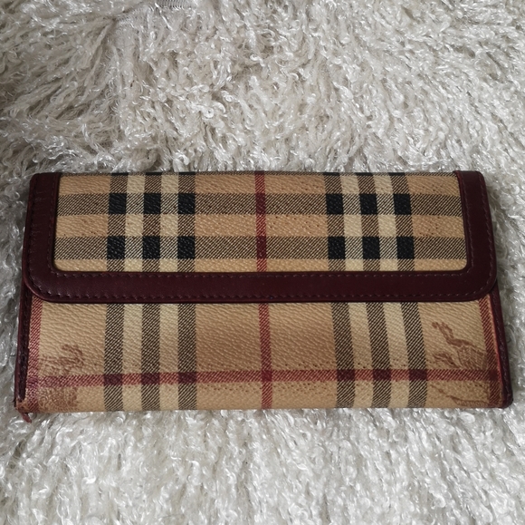 Burberry Handbags - Authentic Burberry wallets